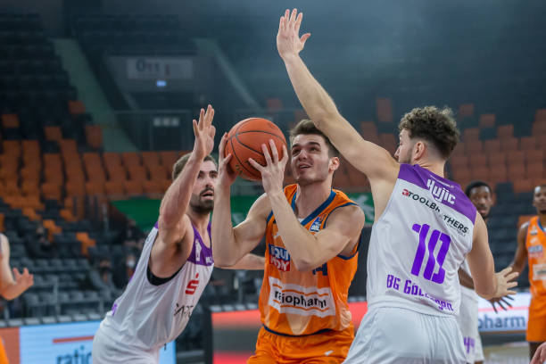 击败了山东 击败了山东